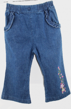 Denim Jeans ,- mit Rüschen-Taschen  und dekorativer Applikation am Gesäß